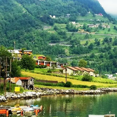 Fjorden Campinghytter *