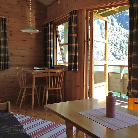 Kamp alanı Fjorden Campinghytter *