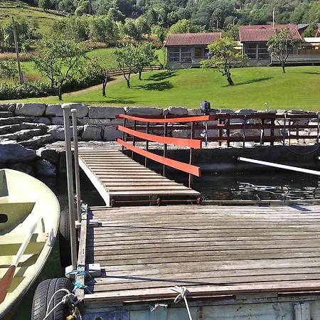 Fjorden Campinghytter Гейрангер