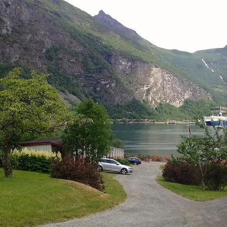 Fjorden Campinghytter * Geiranger